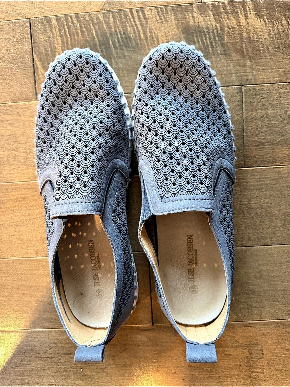 ILSE JACOBSEN Tulip Slip-On Sneaker Blue Geometric Sneakers